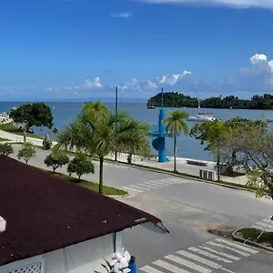 Indy's Bay Frontview In Samana. República Dominicana